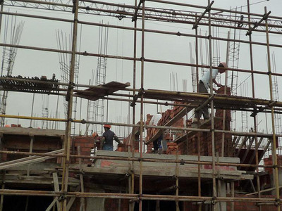 脚手架作业劳务分包在建筑领域的应用与规范